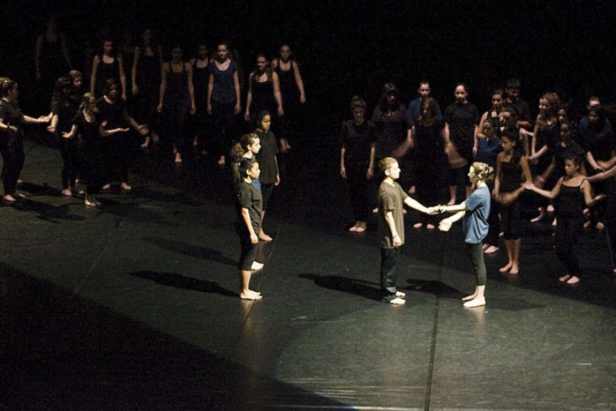 Tots dansen - Projecte de dansa als instituts Tots dansen - Projecte de dansa als instituts