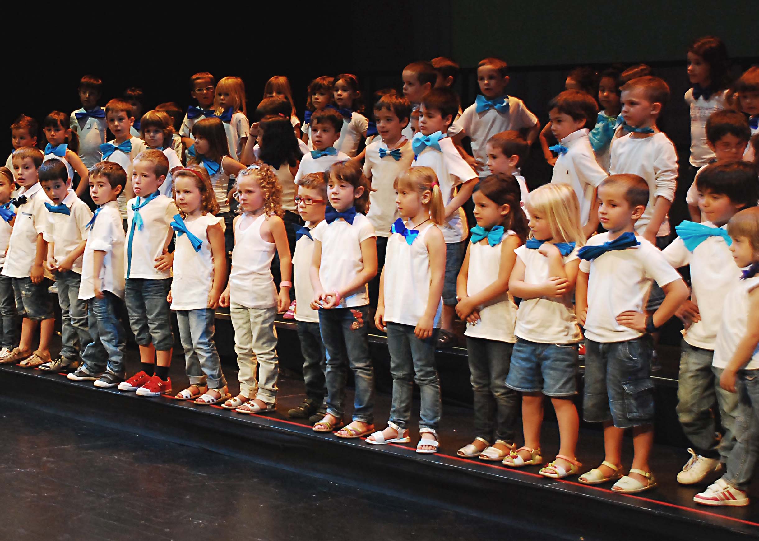 Viatge de Nadal - Dansem cançons