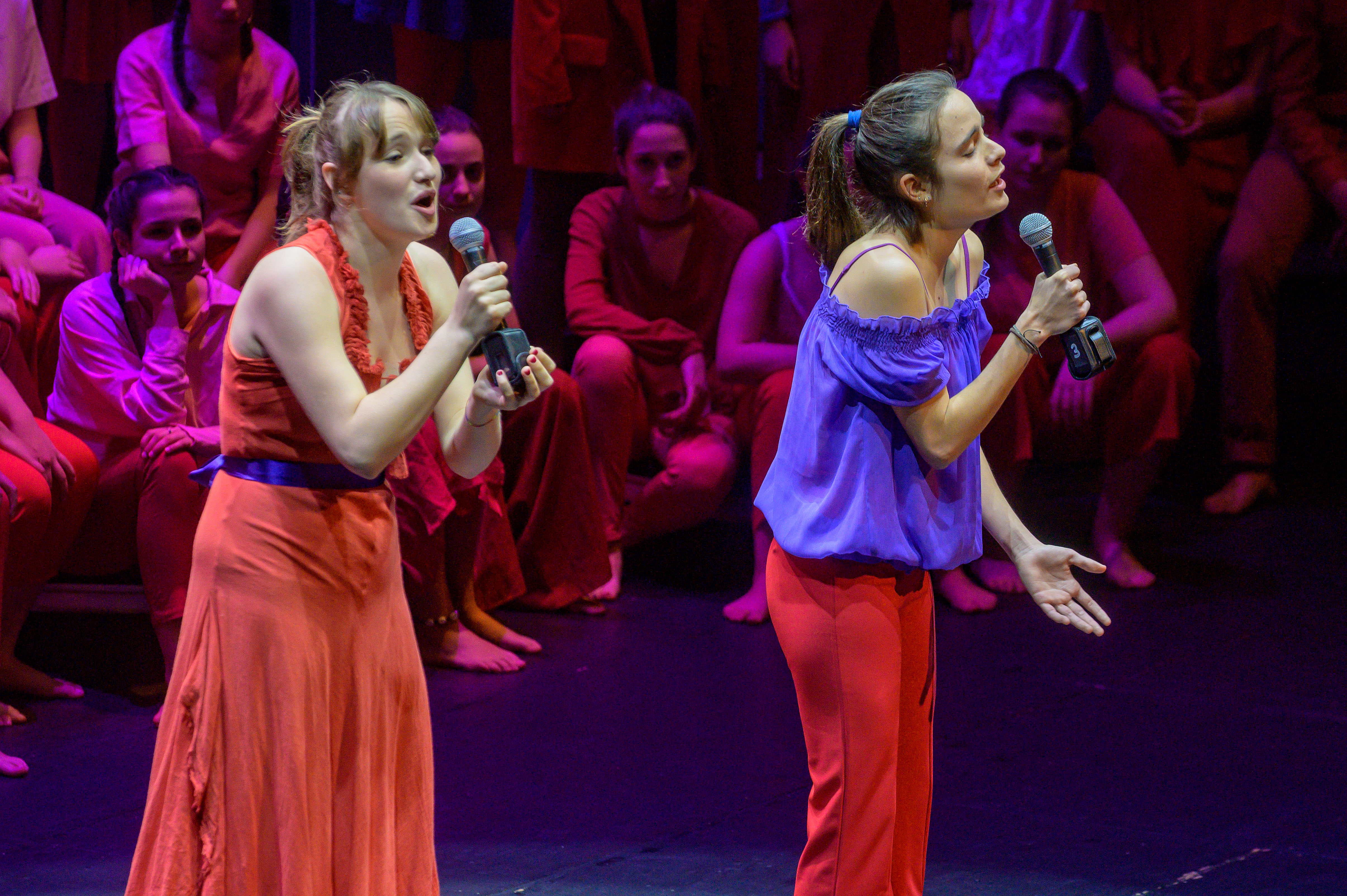 Revolution, Veus i Cor Jove Amics de la Unió | © Toni Torrillas