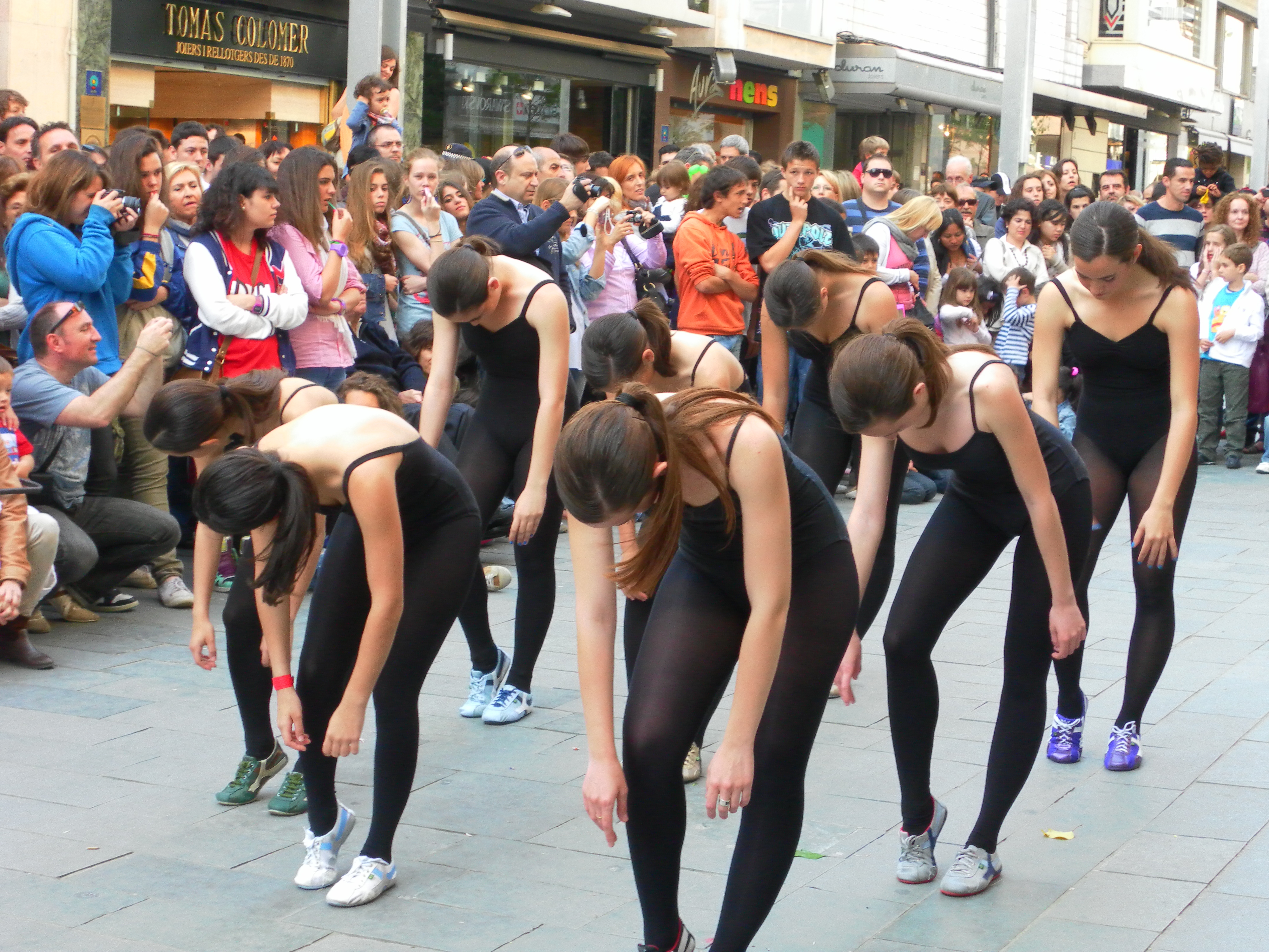 Has vist la coreografia que la Marta Carrasco ha preparat per el Dia Internacional de la dansa?