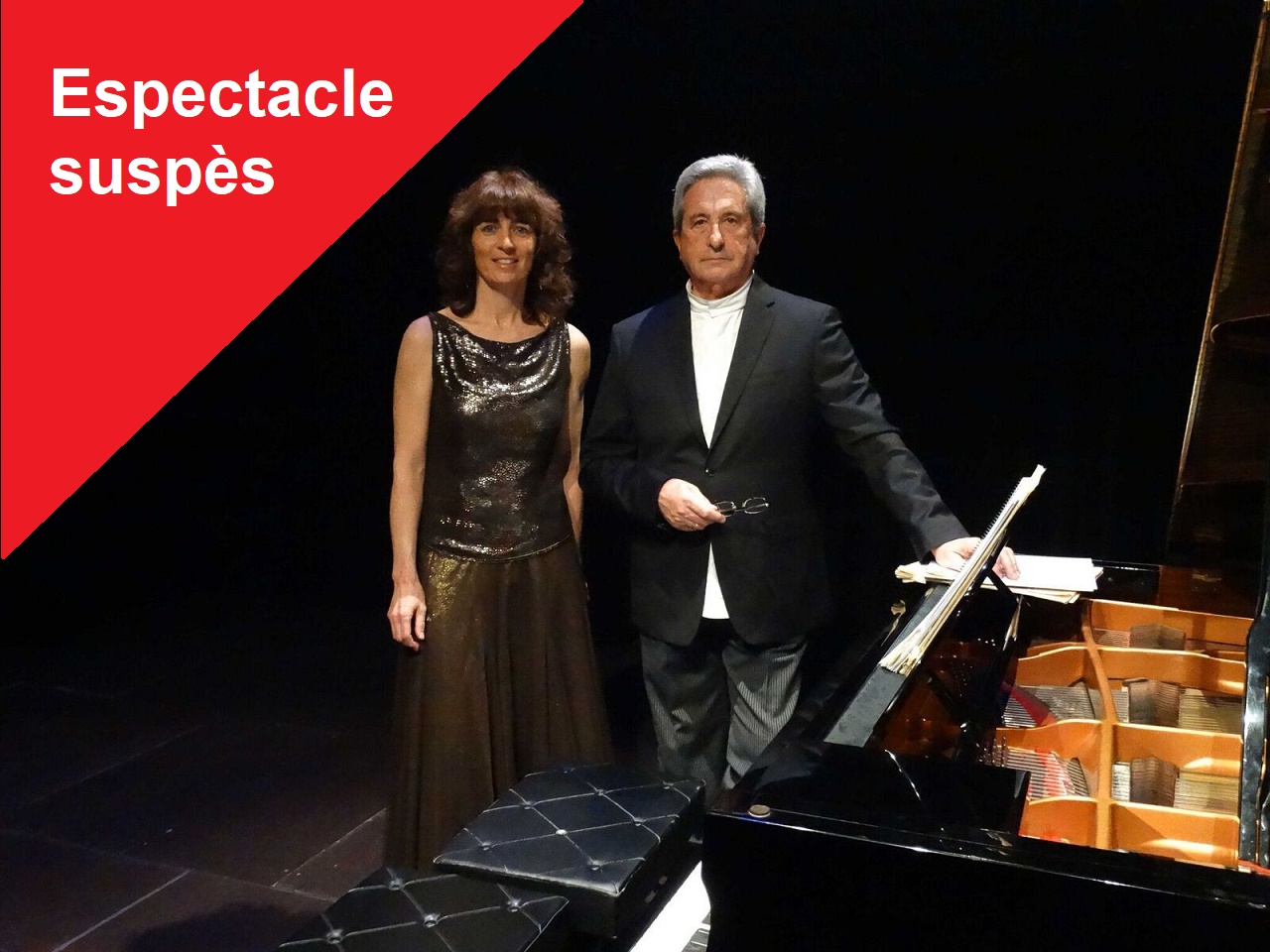 París a 4 mans suspès