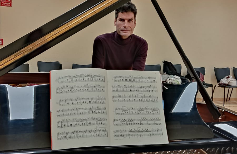 Miguel Ferreras (pianista)